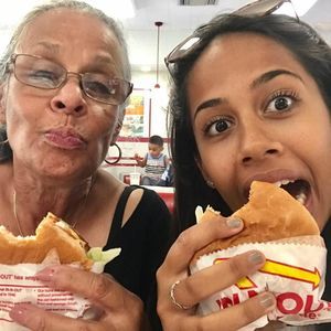 Meet your Posher, Christiane